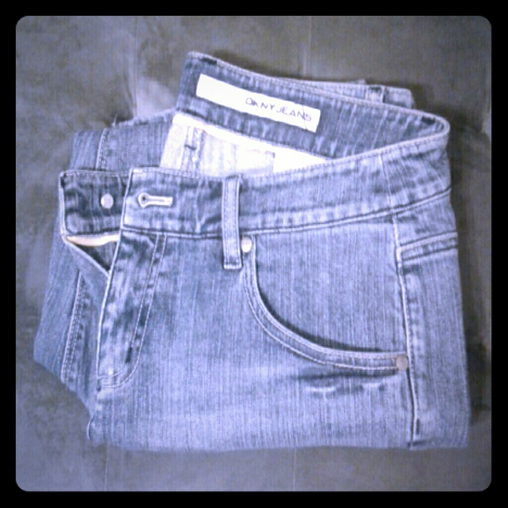 Capri Jean DKNY Jeans